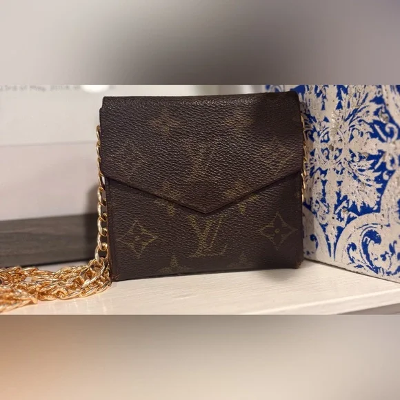 Authentic Vintage Louis Vuitton Monogram Wallet - Picture 2 of 14